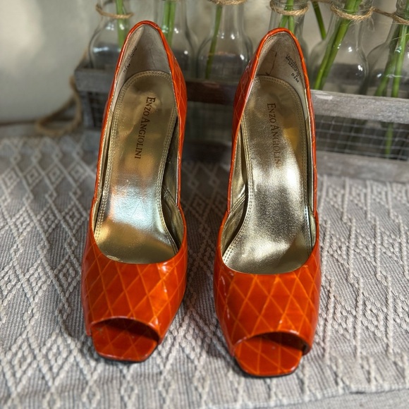 Enzo Angiolino’s ‘Eagemma’ Vibrant Orange Diamond Peep Toe Heels - Size 5 1/2 M - Picture 2 of 13